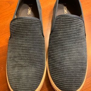 Tom’s Women's Clemente Slip-On sz 7.5
